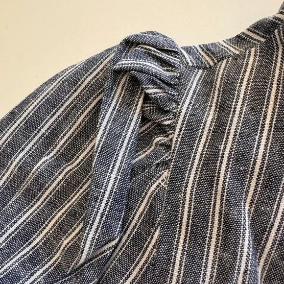 Free the Roses-NWT-Long Sleeve-Plunge Neckline- Embroidered Sleeves-Mini Puff- L - Picture 8 of 11